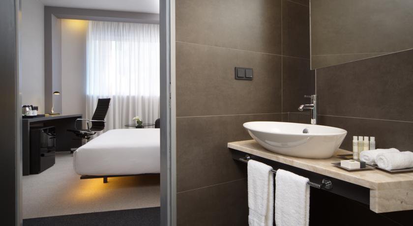 Гостиница DoubleTree by Hilton Екатеринбург Екатеринбург